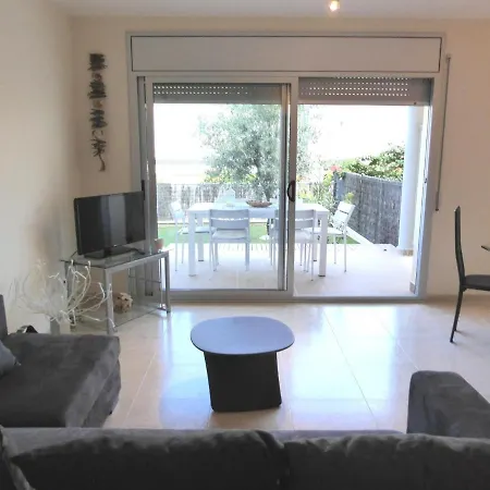 Piso Moderno Con Terraza, Jardin, Piscina Y Wifi, A 400m De La Playa En - Es-228-137 Apartment *