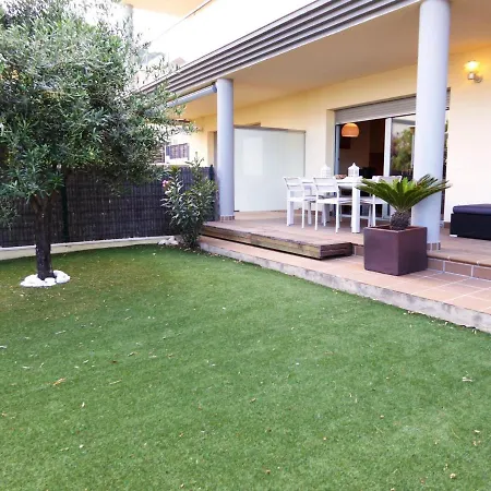 Piso Moderno Con Terraza, Jardin, Piscina Y Wifi, A 400m De La Playa En - Es-228-137 Apartment *