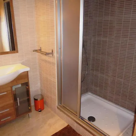 Apartment Piso Moderno Con Terraza, Jardin, Piscina Y Wifi, A 400m De La Playa En - Es-228-137 *