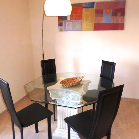 Apartment Piso Moderno Con Terraza, Jardin, Piscina Y Wifi, A 400m De La Playa En - Es-228-137 Llanca